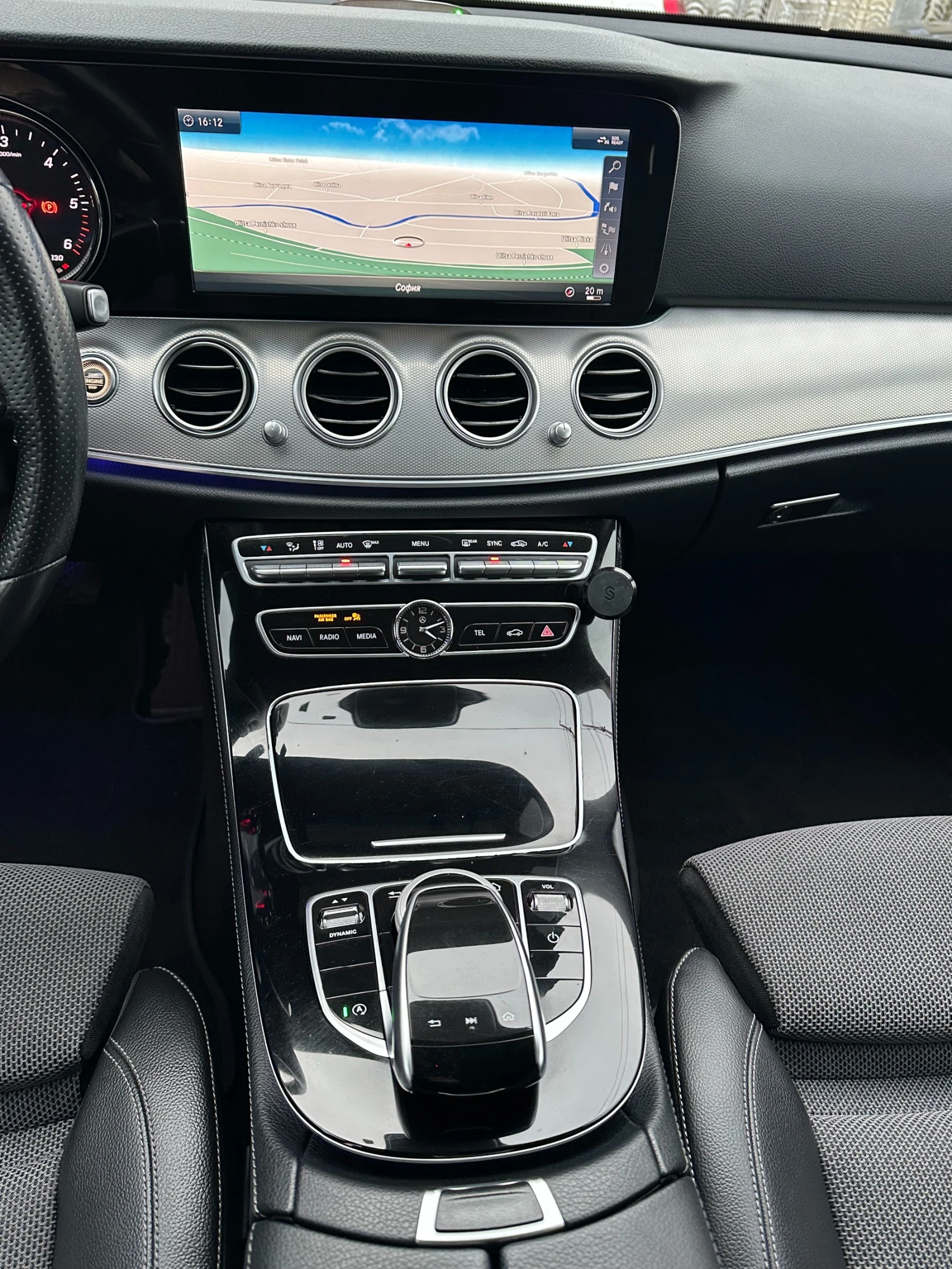 Mercedes-Benz E 200 LED-NAVI-PDC-2018g-����-EURO6D-AUTOMAT-150k.s | Mobile.bg � ����������� 12