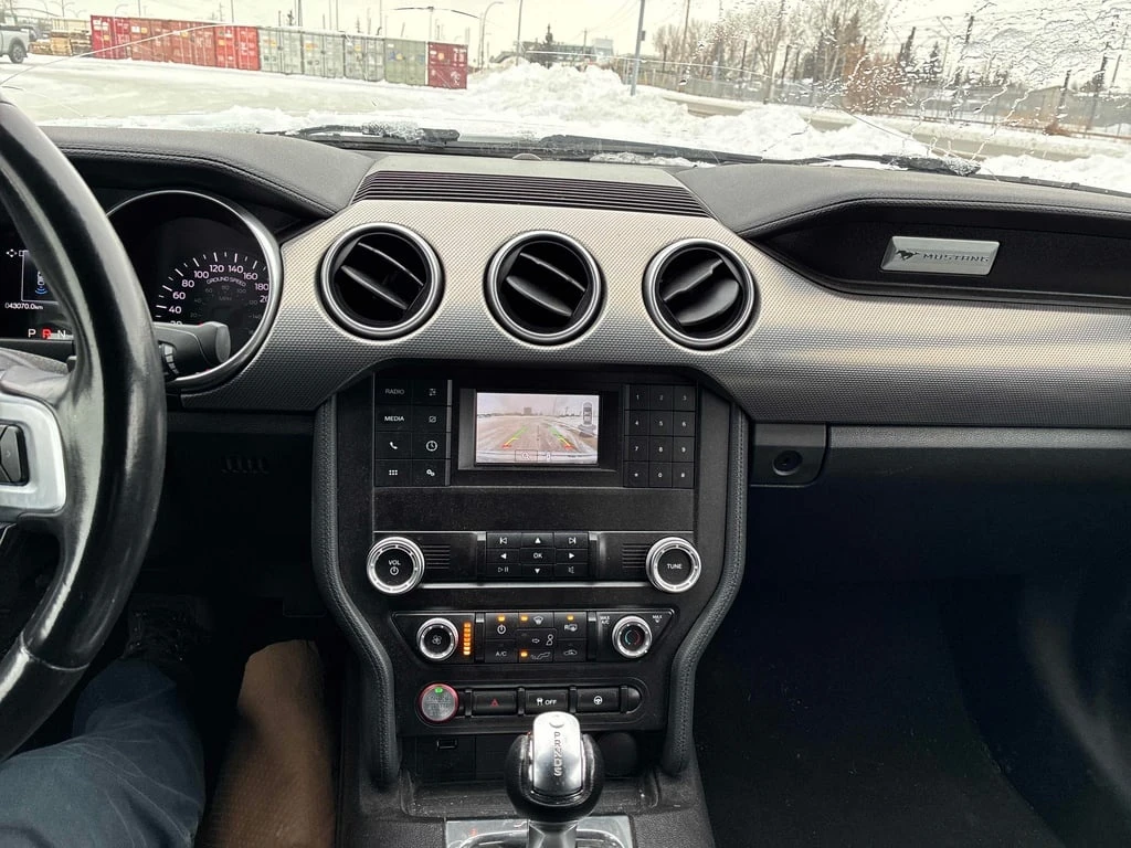 Ford Mustang * GT * CARFAX * ���� �� �� | Mobile.bg � ����������� 10