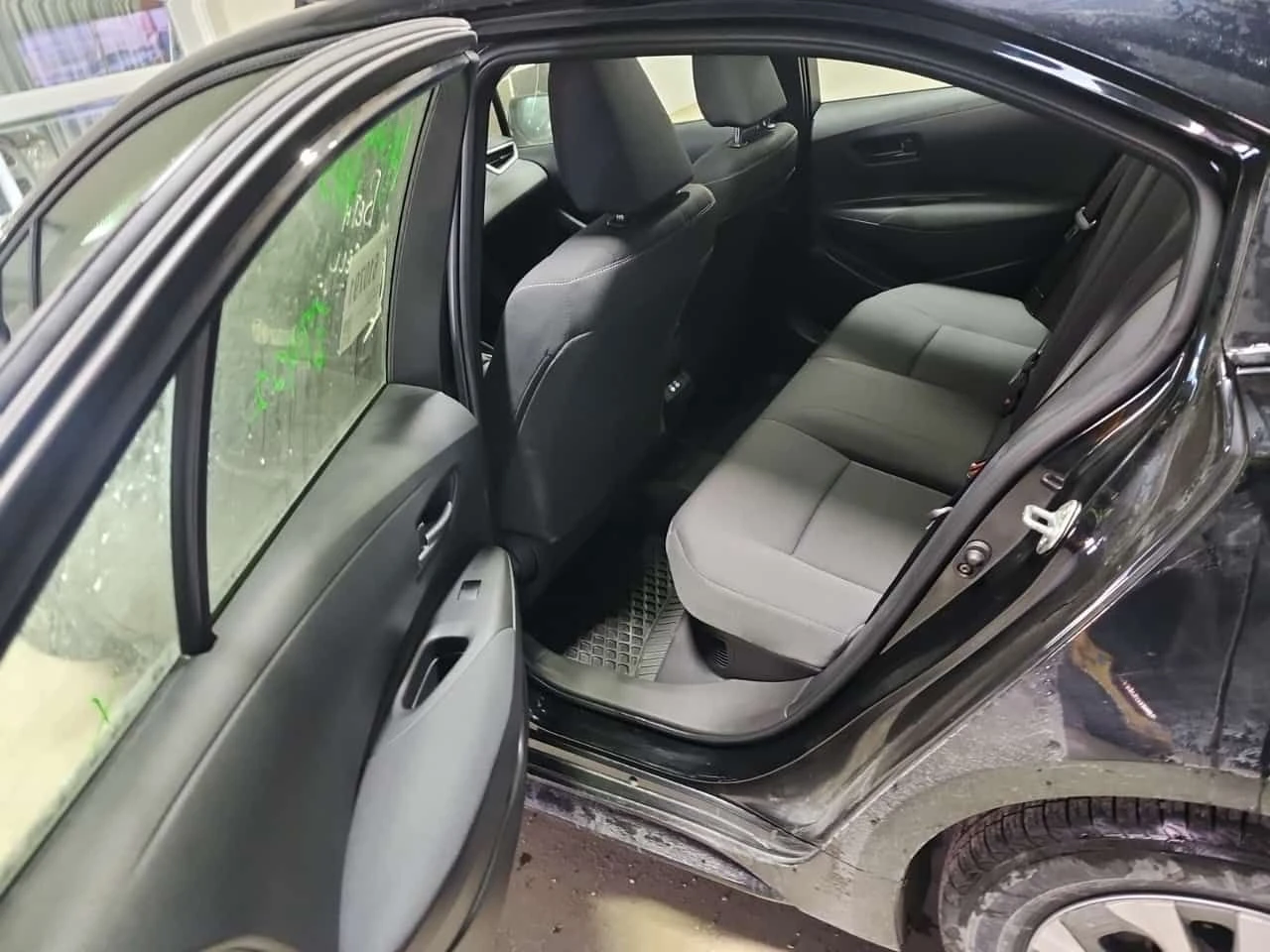 Toyota Corolla * HYBRID LE * CARFAX * ��� ����� * LANE ASSIST | Mobile.bg � ����������� 12