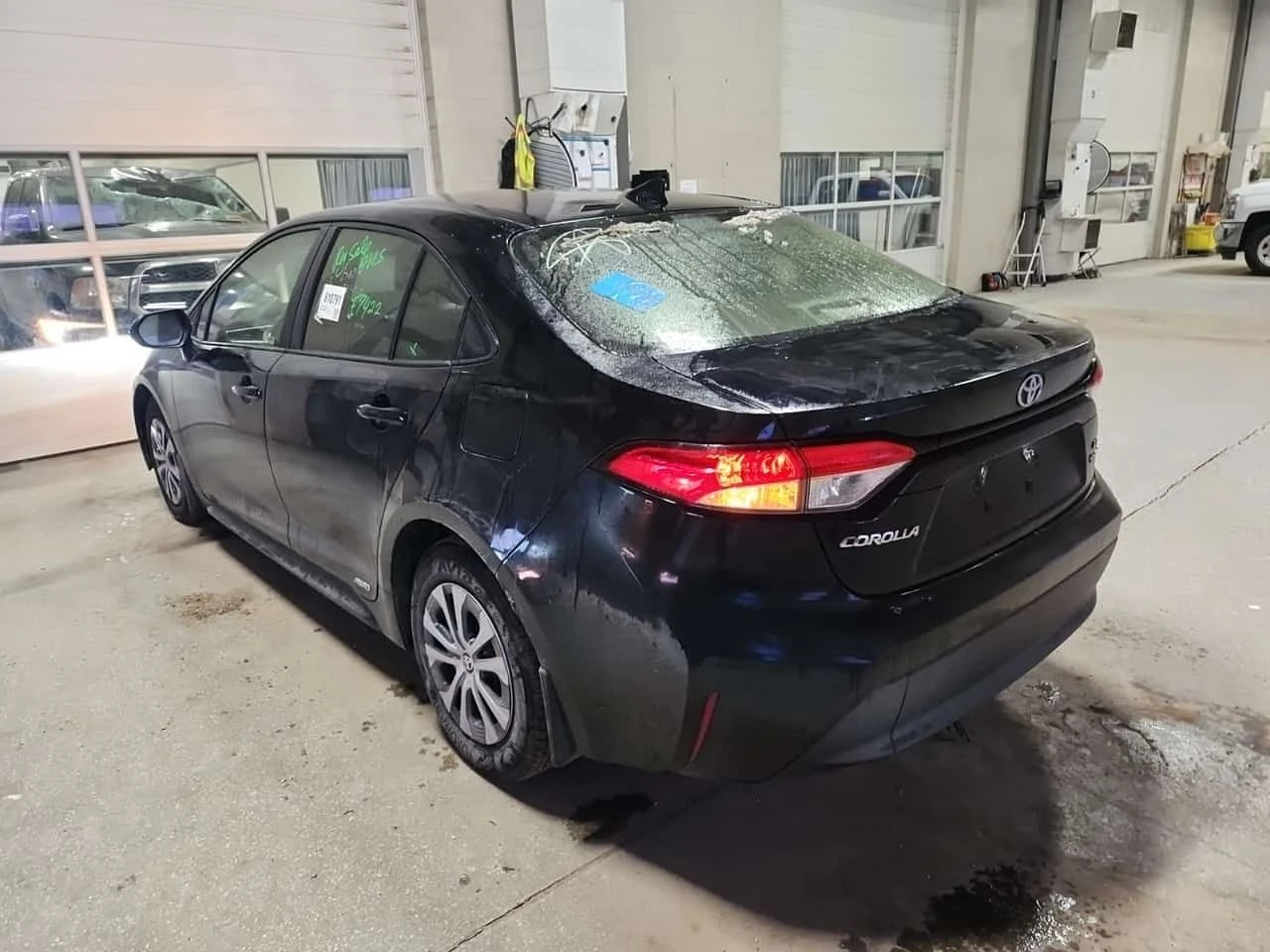 Toyota Corolla * HYBRID LE * CARFAX * ДВА КЛЮЧА * LANE ASSIST - изображение 4