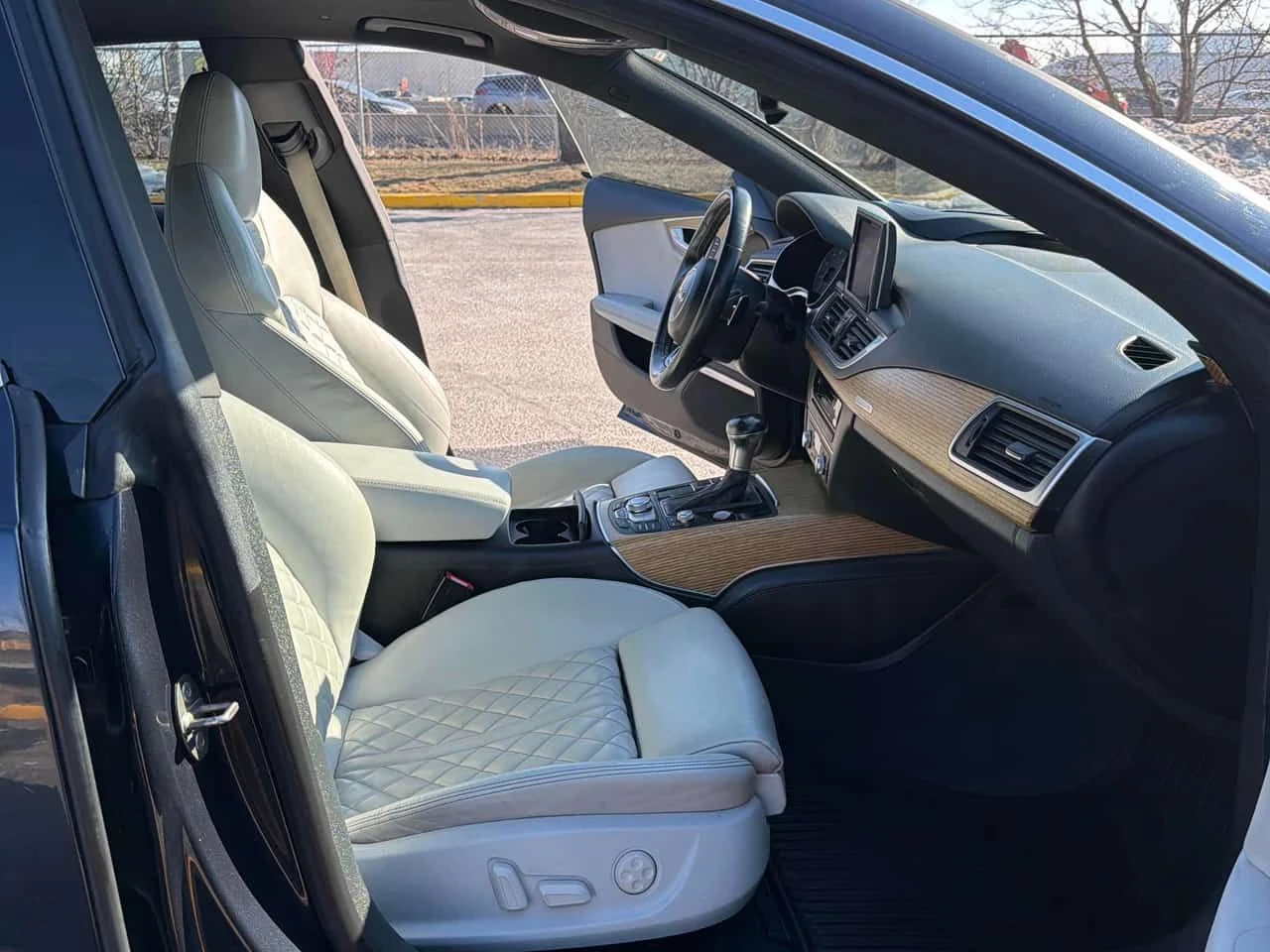 Audi S7 * CARFAX * ПАНОРАМА * KEYLESS * ПОДГРЕВИ, снимка 13 - Автомобили и джипове - 53714766