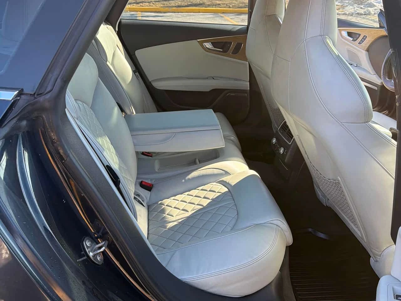 Audi S7 * CARFAX * ПАНОРАМА * KEYLESS * ПОДГРЕВИ, снимка 12 - Автомобили и джипове - 53714766