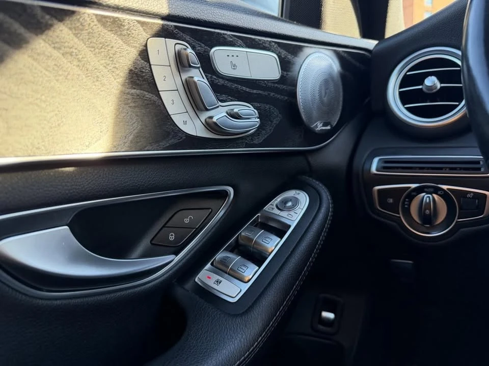 Mercedes-Benz C 300 PANO| HEATED SEATS| MEMORY| BURMASTER, снимка 11 - Автомобили и джипове - 53721919