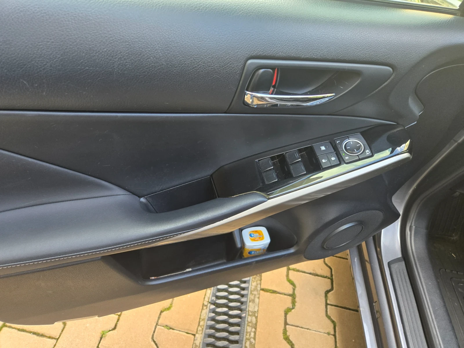 Lexus IS 300 ? Lexus IS300h Hybrid   , снимка 11 - Автомобили и джипове - 53896836