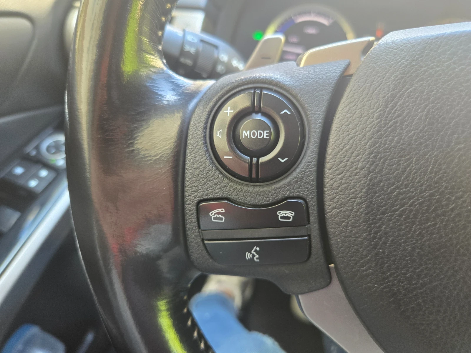 Lexus IS 300 ? Lexus IS300h Hybrid   , снимка 8 - Автомобили и джипове - 53896836