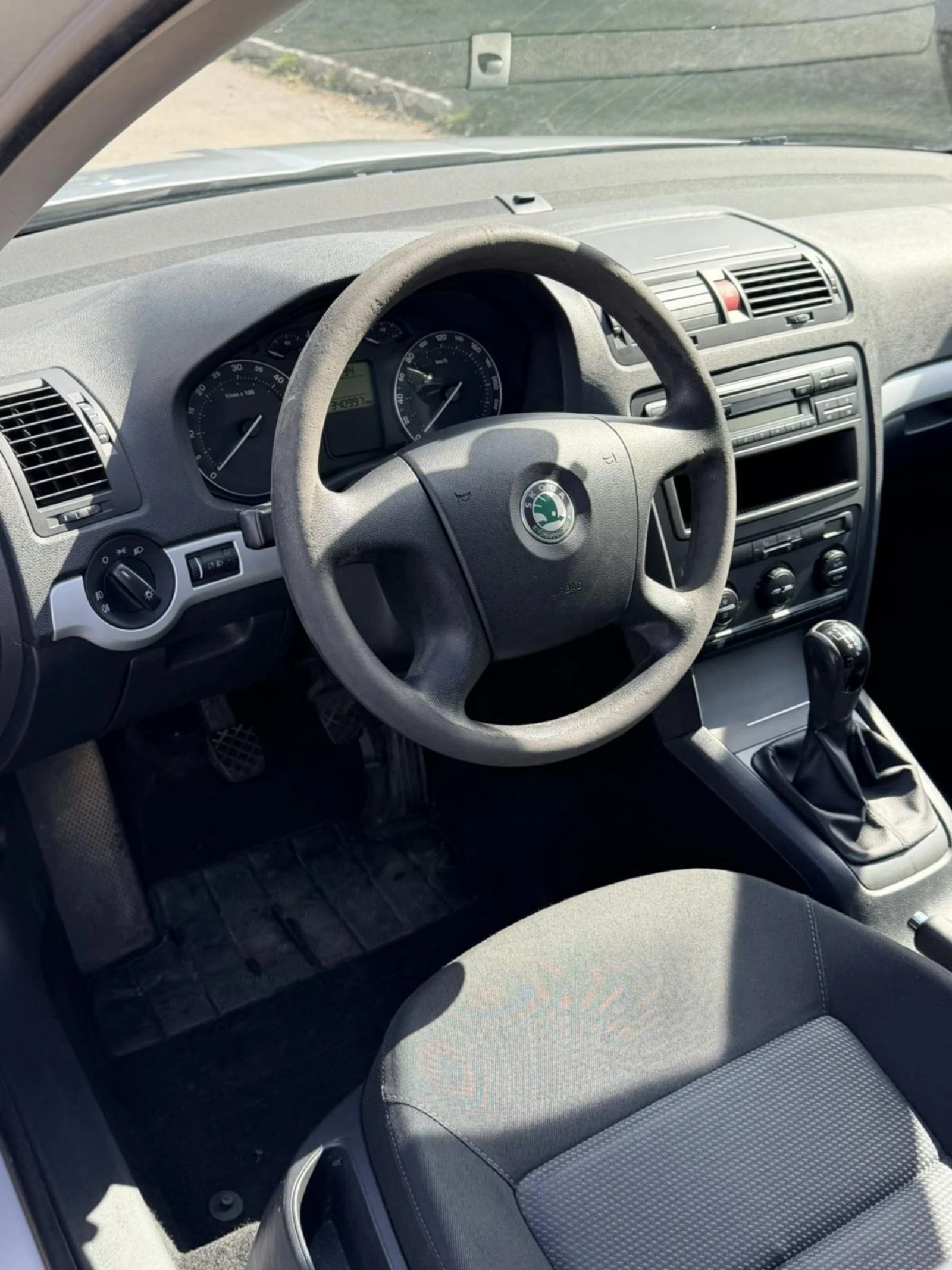 Skoda Octavia, снимка 5 - Автомобили и джипове - 53944142