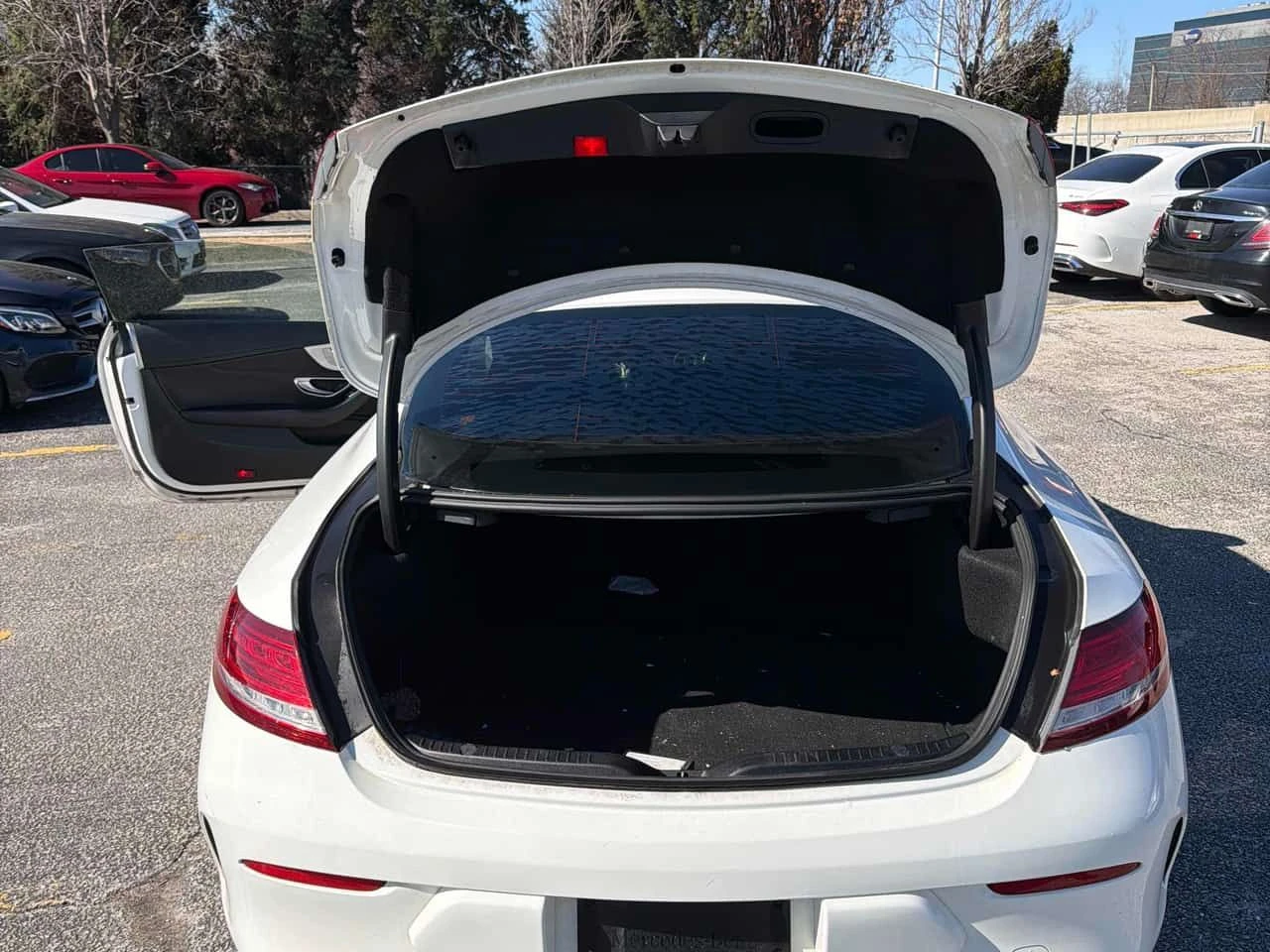 Mercedes-Benz C 300 COUPE * PANO * KEYLESS *  CARFAX * , снимка 4 - Автомобили и джипове - 54093872