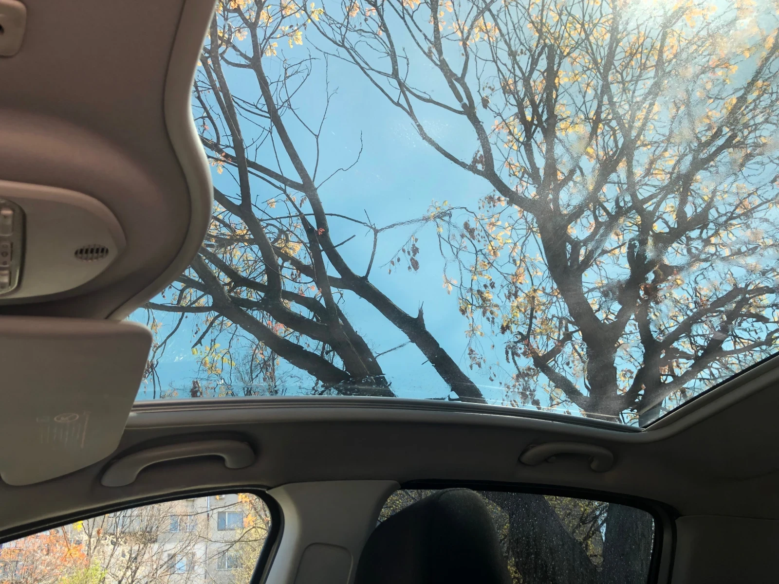 Peugeot 308 1.6 HDI, снимка 9 - Автомобили и джипове - 54172958