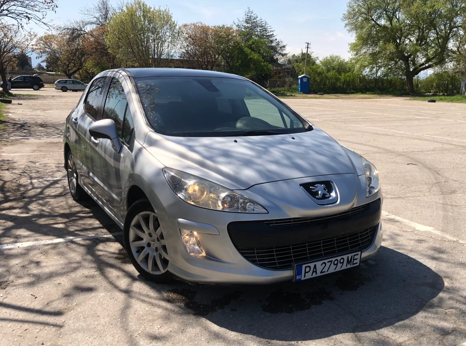 Peugeot 308 1.6 HDI, снимка 8 - Автомобили и джипове - 54172958