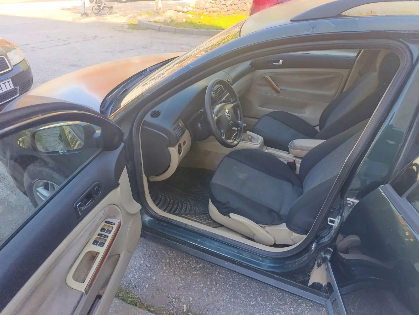 VW Passat 1.9 d, снимка 6 - Автомобили и джипове - 54318005