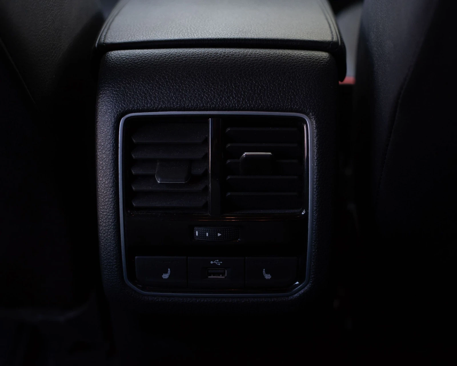 VW Passat, снимка 7 - Автомобили и джипове - 54369062