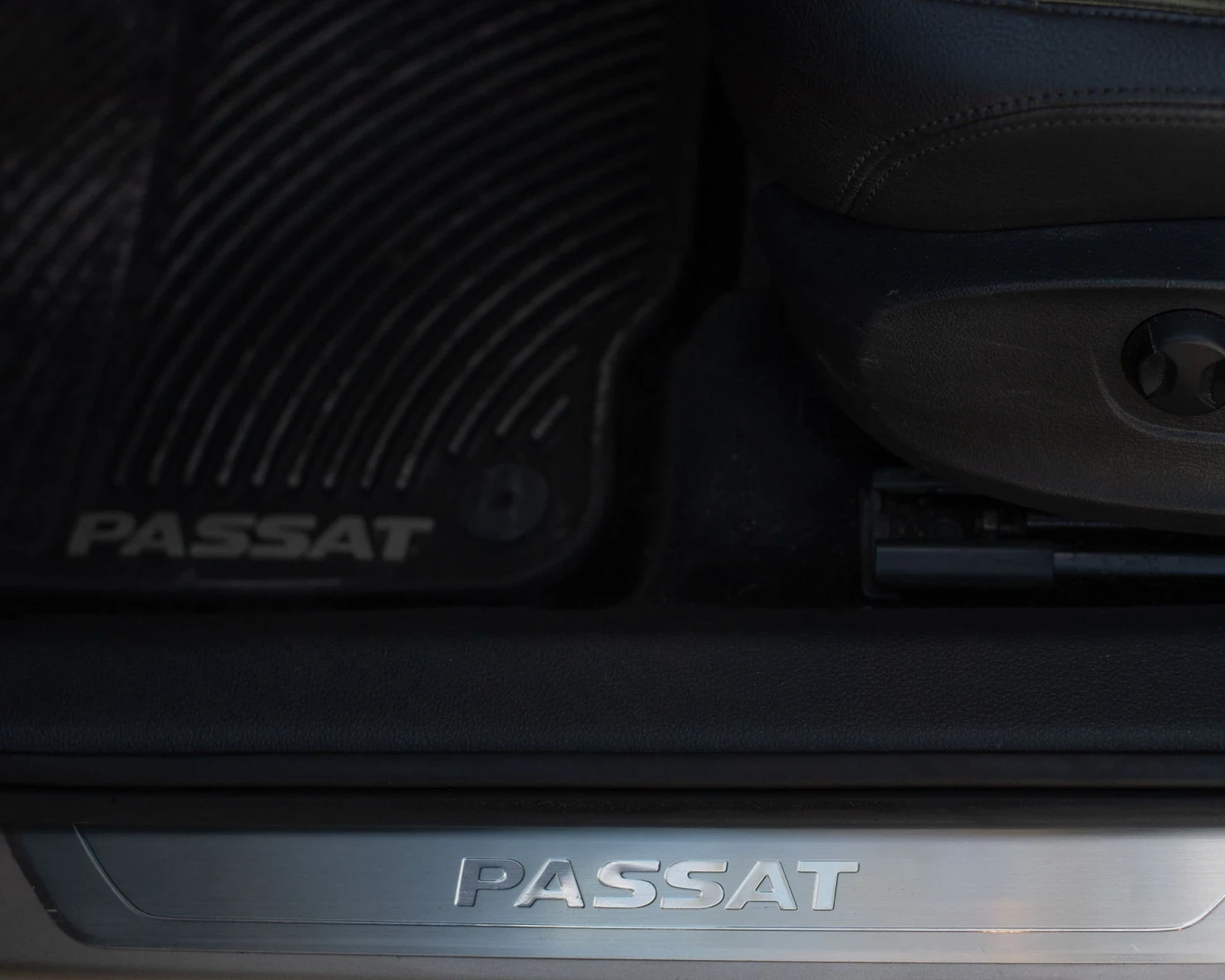 VW Passat, снимка 6 - Автомобили и джипове - 54369062