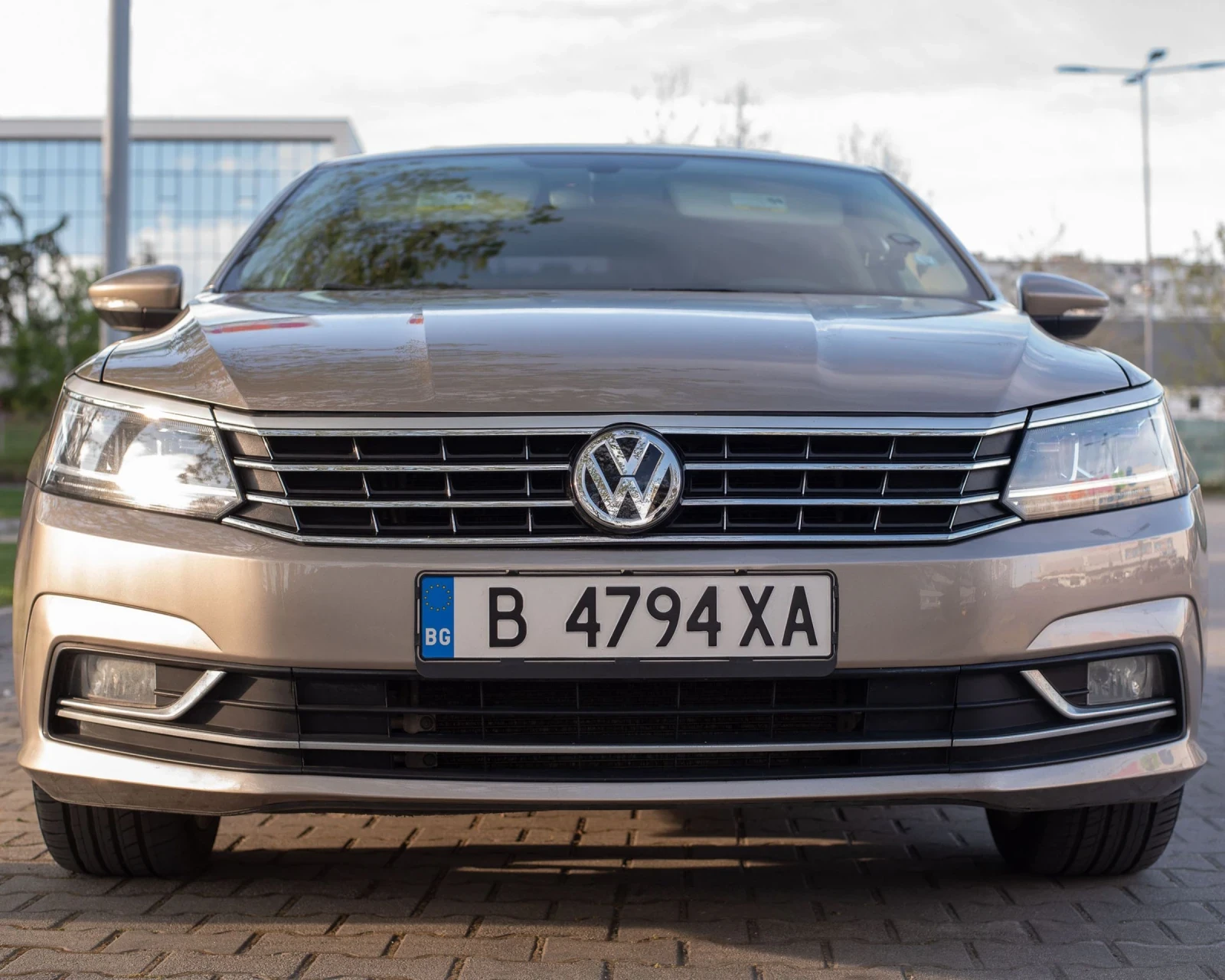 VW Passat, снимка 2 - Автомобили и джипове - 54369062