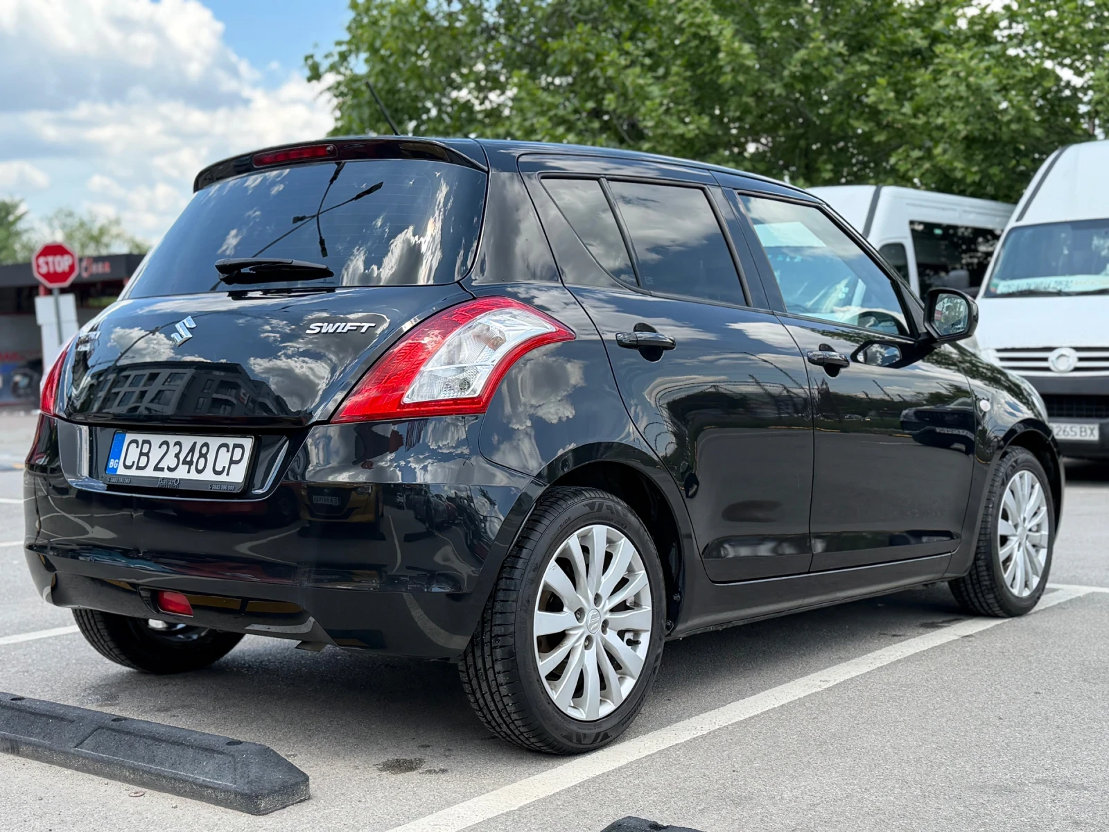 Suzuki Swift Топ оборудване | Отлично състояние, снимка 4 - Автомобили и джипове - 54670187