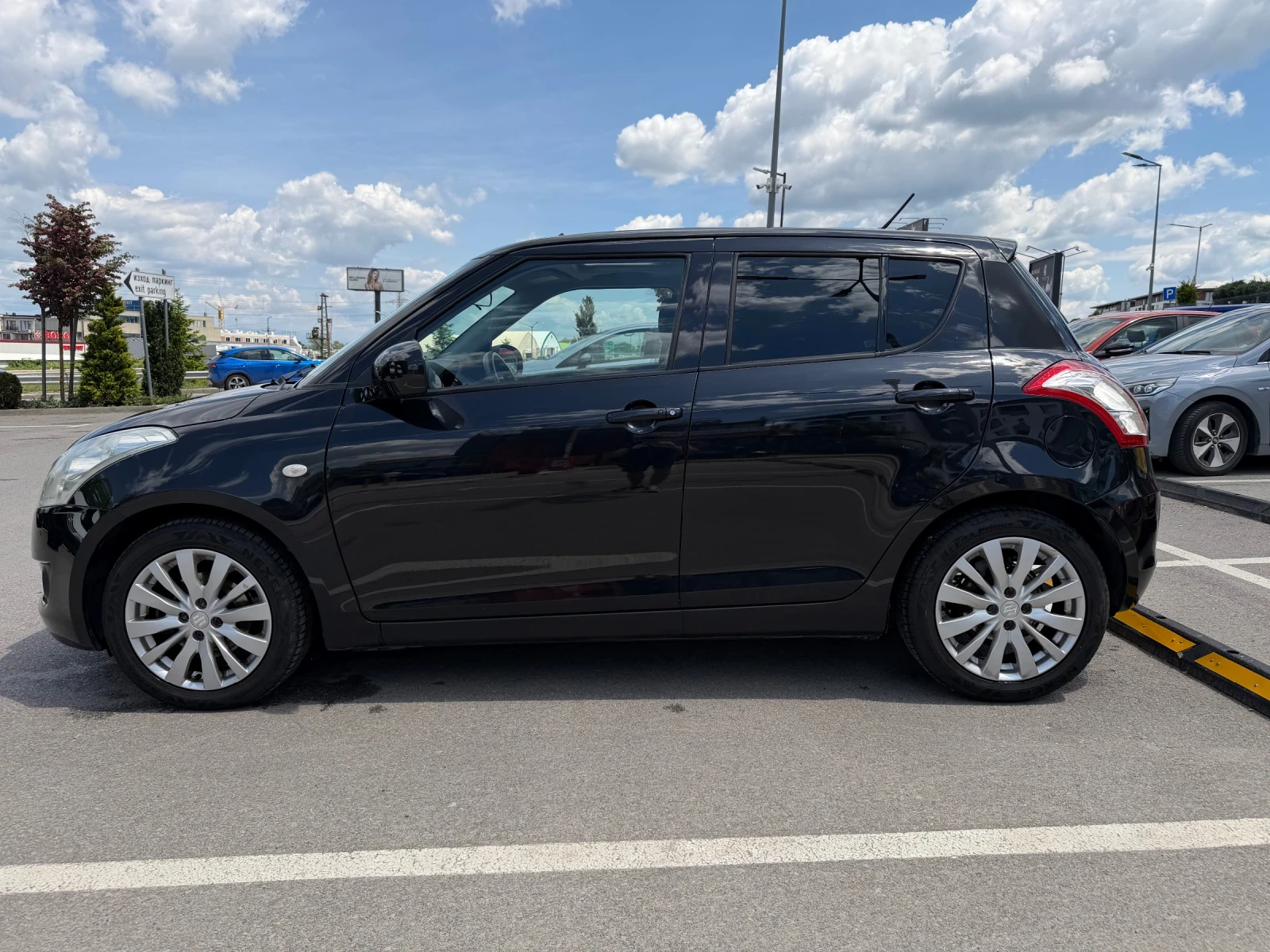 Suzuki Swift Топ оборудване | Отлично състояние, снимка 7 - Автомобили и джипове - 54670187