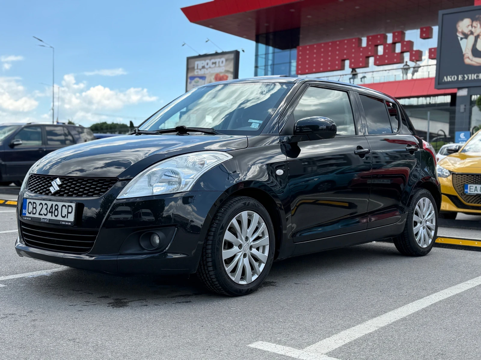 Suzuki Swift Топ оборудване | Отлично състояние, снимка 3 - Автомобили и джипове - 54670187