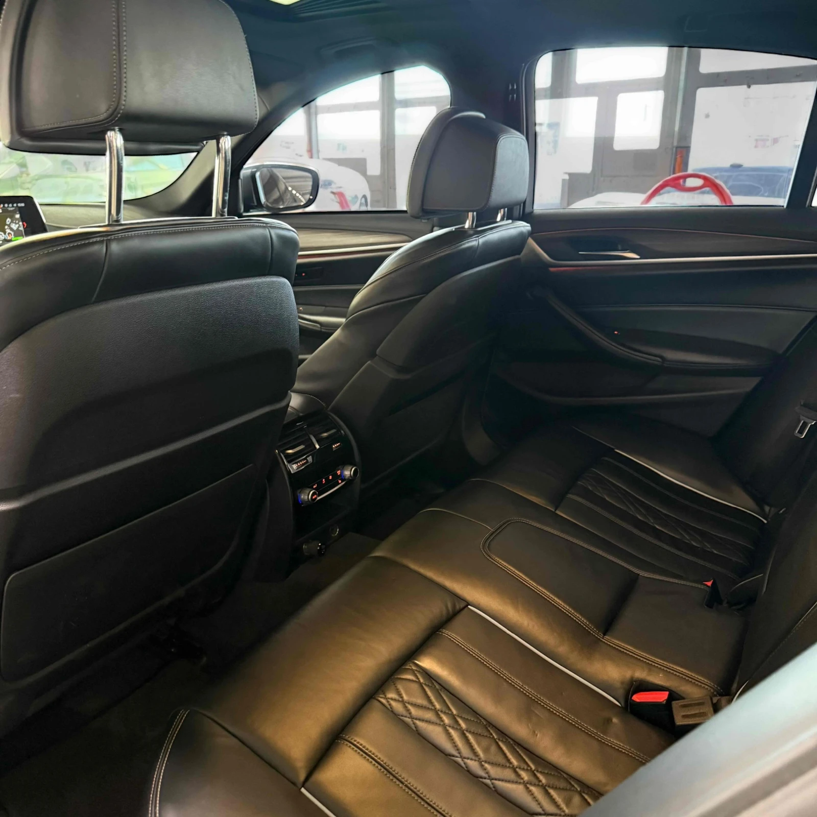 BMW 530 M-PACK* 360* HEAD-UP* �����* ������ ���� | Mobile.bg � ����������� 15