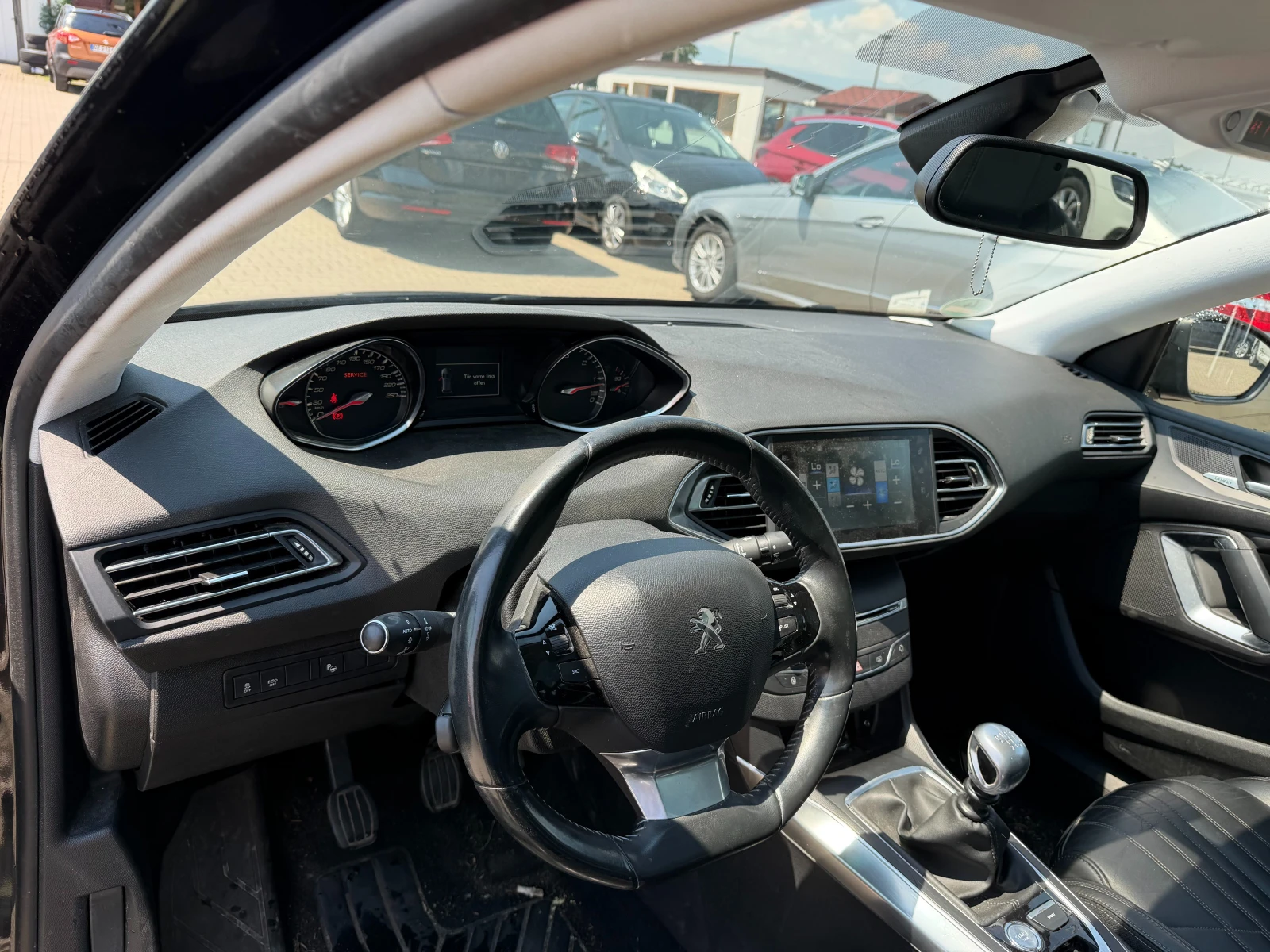Peugeot 308 2.0HDI Allure PANORAMA/NAVI/KOJA/PECHKA EURO 6, снимка 13 - Автомобили и джипове - 55059462