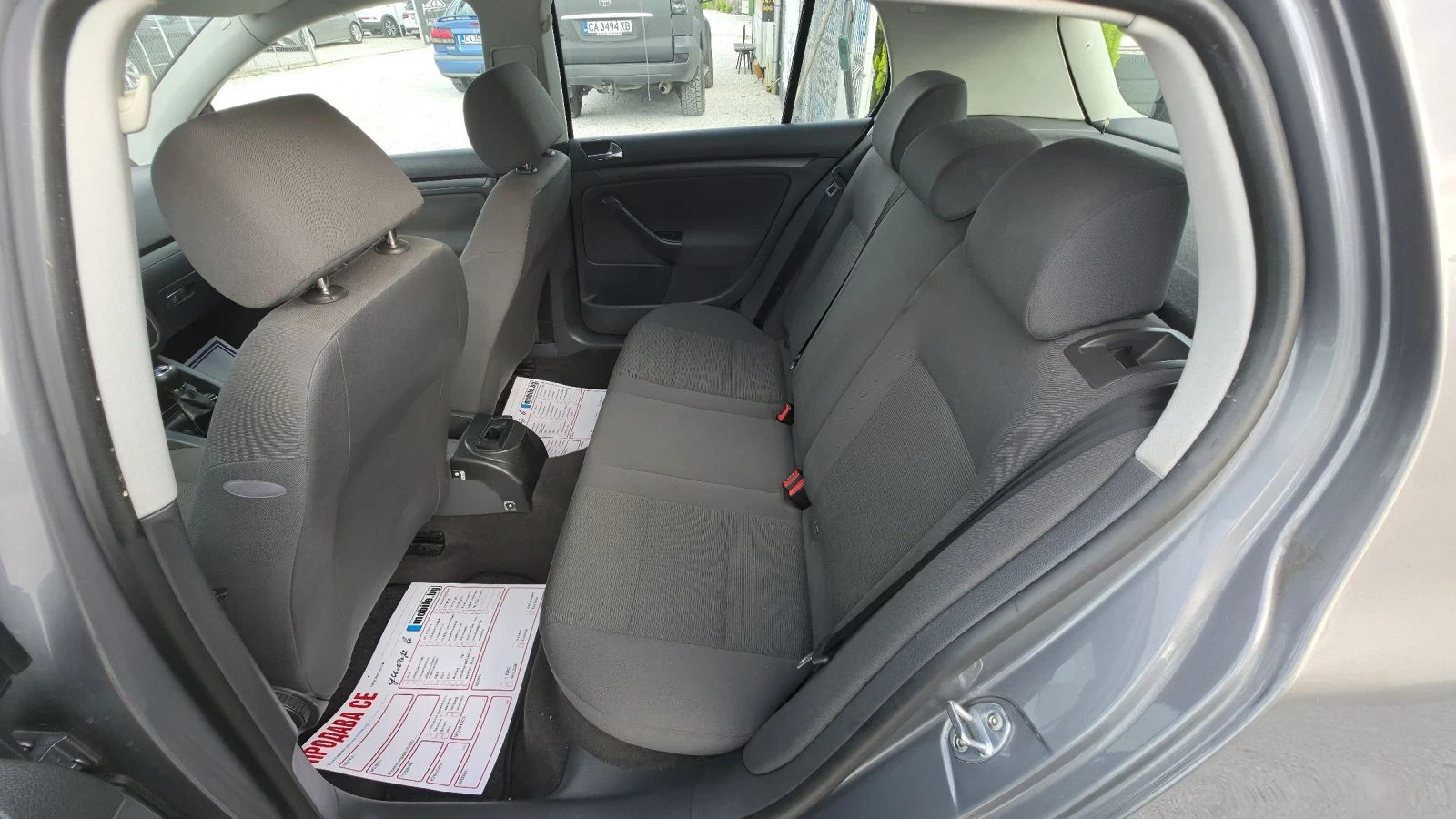 VW Golf 1.4i.85кс.ТОП състояние, снимка 10 - Автомобили и джипове - 55192350