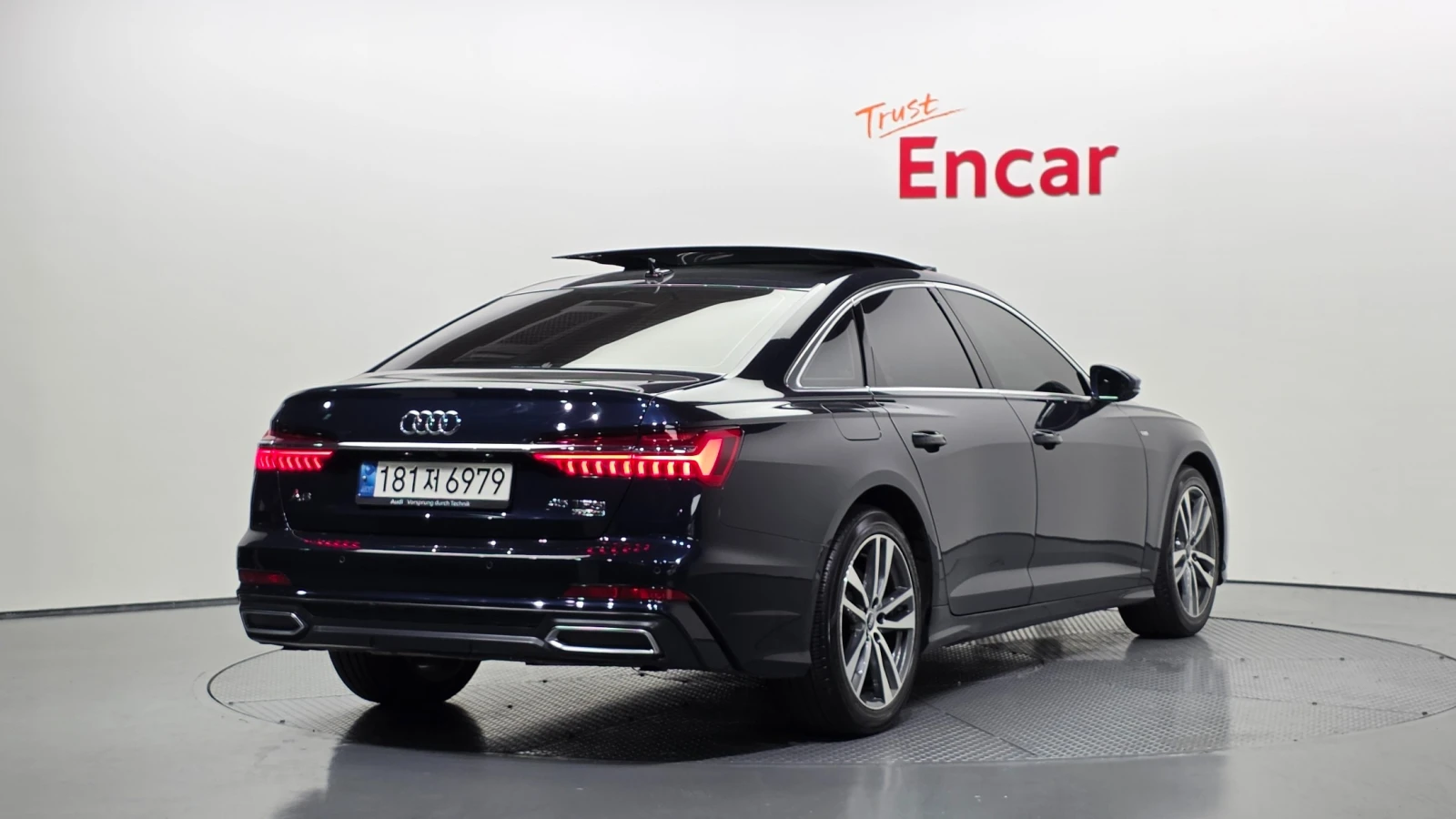 Audi A6 45 * TFSI* Quattro* Premium* Navi* Camera, снимка 3 - Автомобили и джипове - 55261135