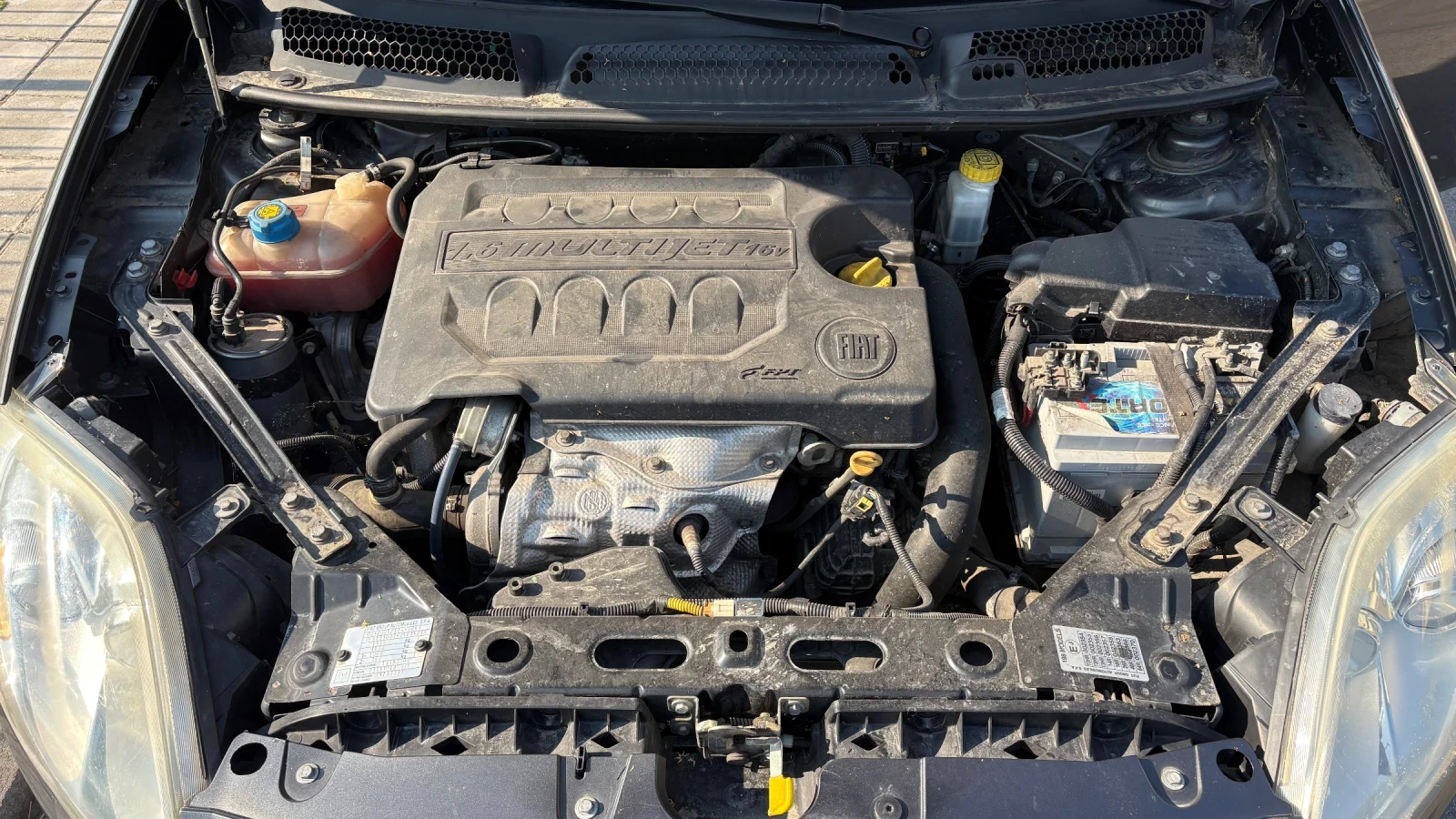 Fiat Bravo 1.6 multijet 16v, снимка 11 - Автомобили и джипове - 55364217