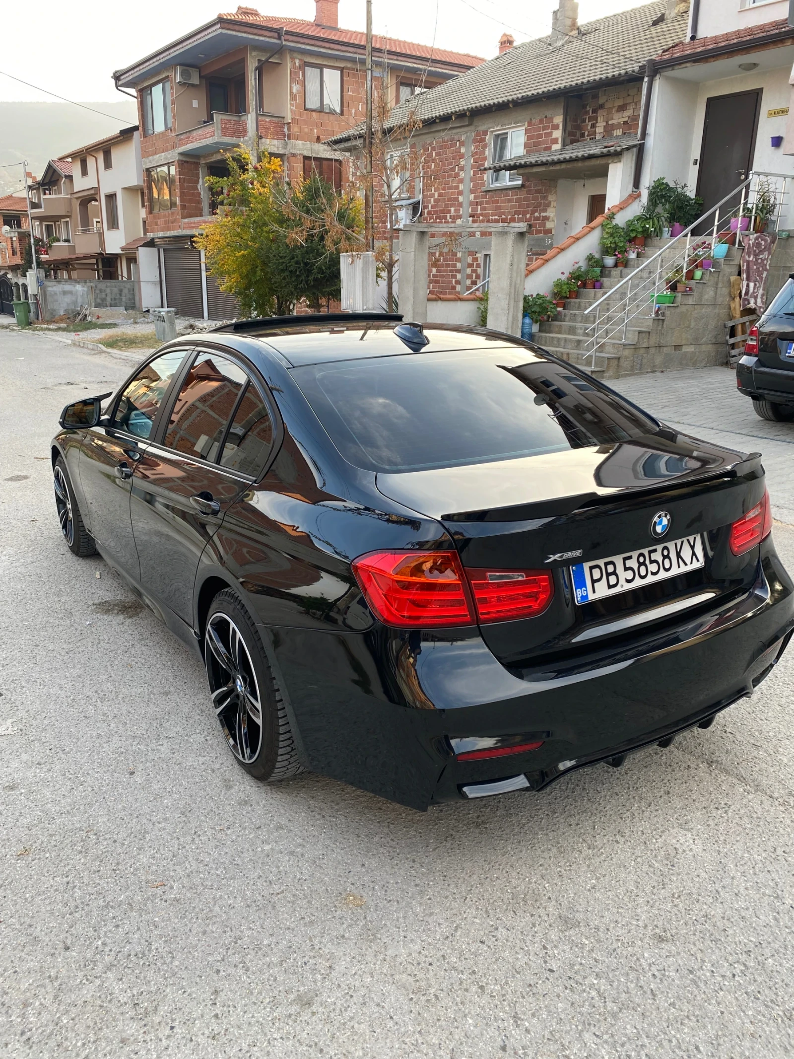 BMW 320 BMW 320 xdrive , снимка 5 - Автомобили и джипове - 55412322