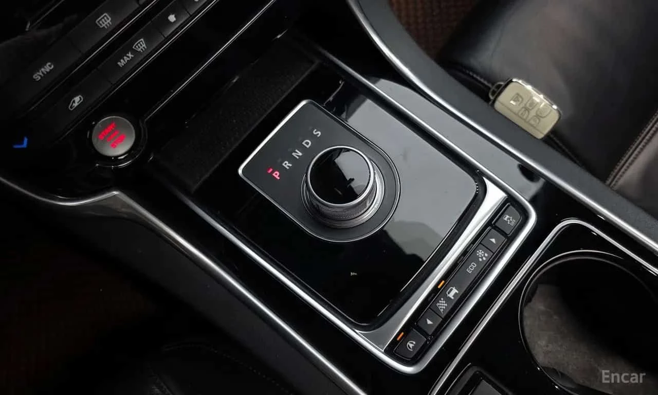 Jaguar XE * 20d Prestige * ЦЕНА ДО БГ, снимка 11 - Автомобили и джипове - 55606890