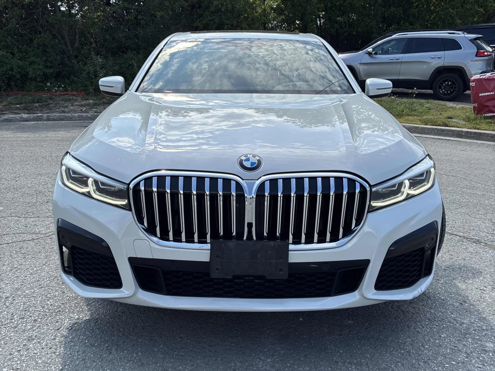 BMW 750, снимка 6 - Автомобили и джипове - 55688971