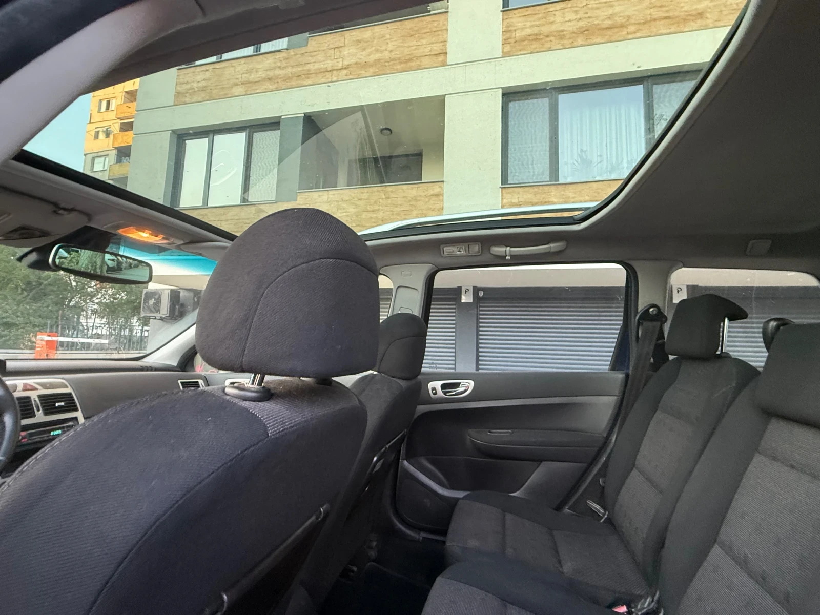 Peugeot 307 2.0 hdi, снимка 10 - Автомобили и джипове - 55696002