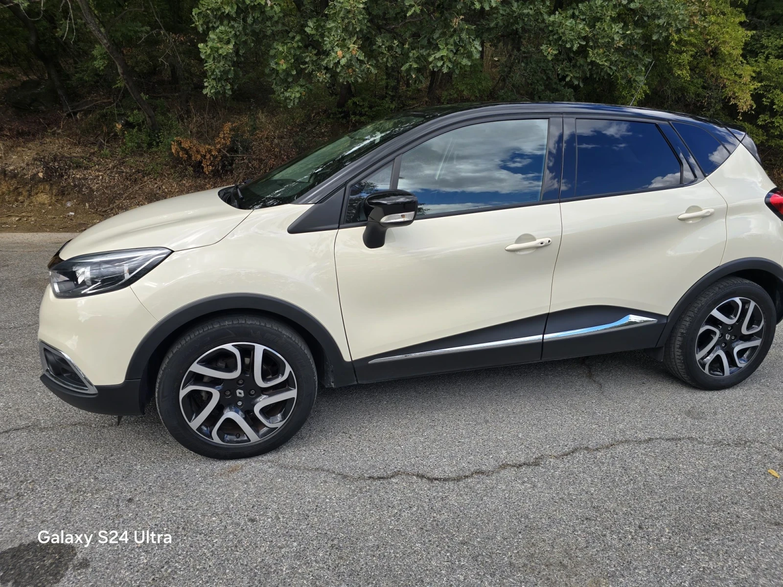 Renault Captur 1.2TCe 33400км, снимка 2 - Автомобили и джипове - 56123546
