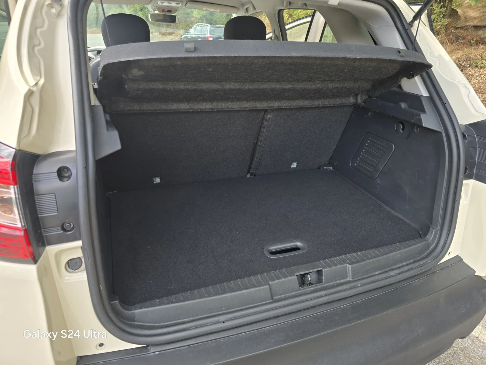 Renault Captur 1.2TCe 33400км, снимка 12 - Автомобили и джипове - 56123546