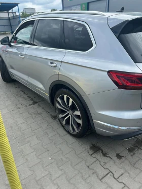 VW Touareg 3.0 TDI V6, снимка 4