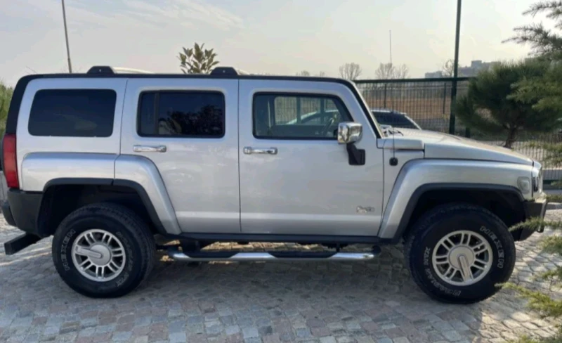 Hummer H3, снимка 5 - Автомобили и джипове - 48396143