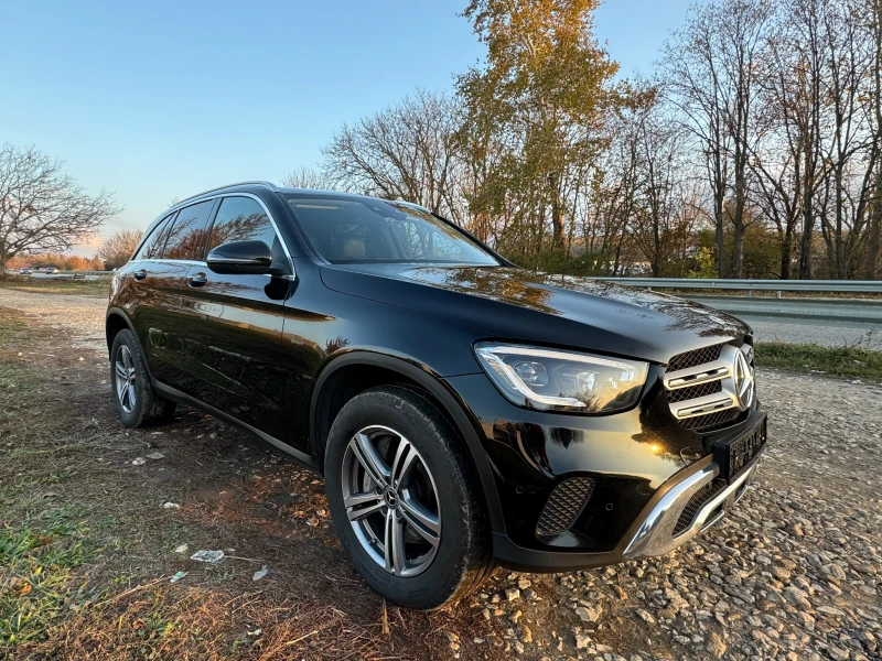 Mercedes-Benz GLC 300 de 4MATIC Plug-in хибрид, снимка 6 - Автомобили и джипове - 49129661