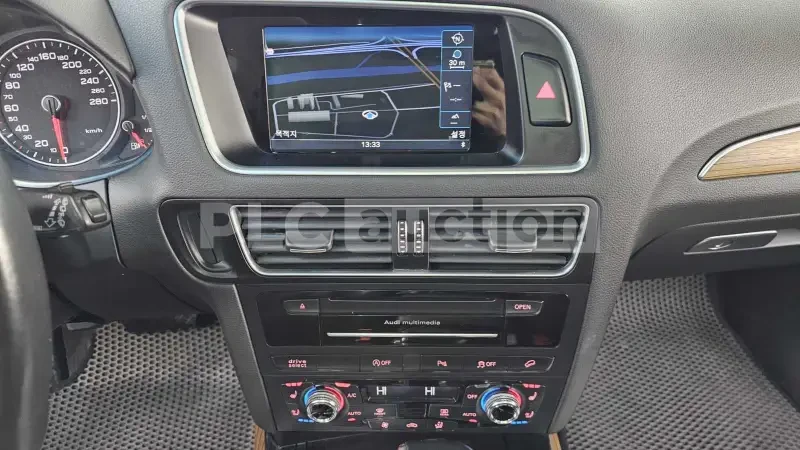 Audi Q5 45TDI Quattro | ОБДУХВАНЕ | КАМЕРА | ПОДГРЕВ , снимка 7 - Автомобили и джипове - 54229383