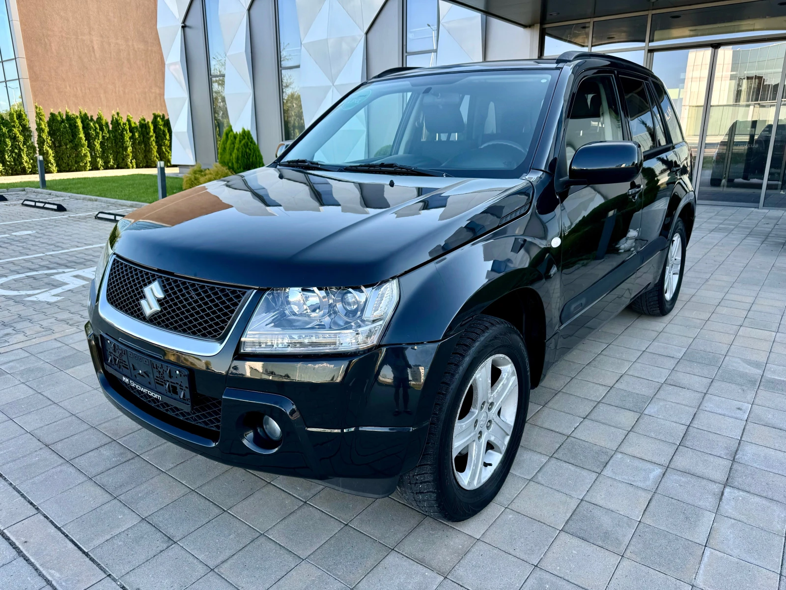 Suzuki Grand vitara 4X4-2.0I-ГАЗ-ПОДГРЕВ-КЛИМАТРОНИК-АВТОПИЛОТ- - [1] 