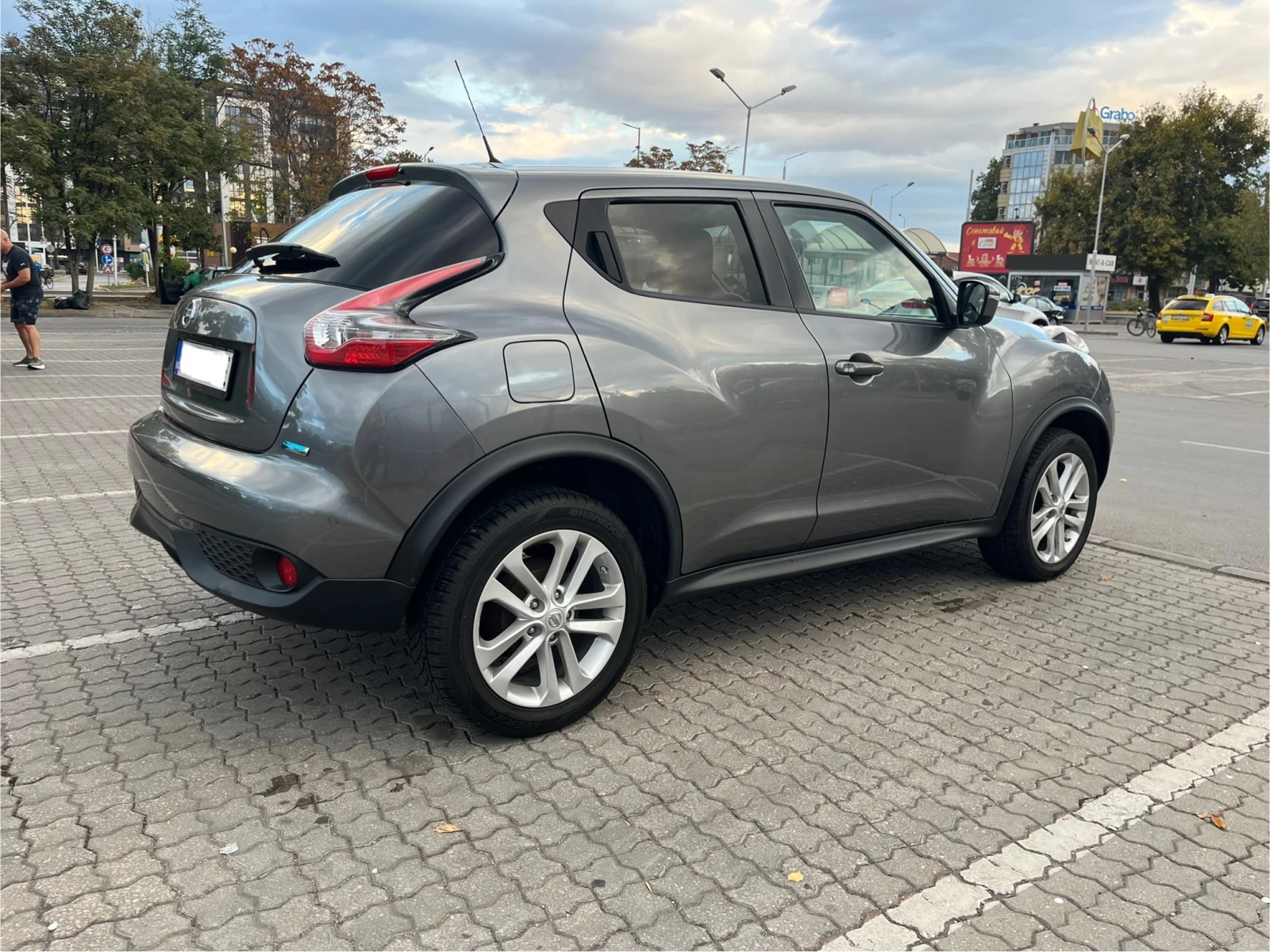 Nissan Juke 1.5 dci acenta/led/navi/r cam/euro6/110 кс./ - изображение 9