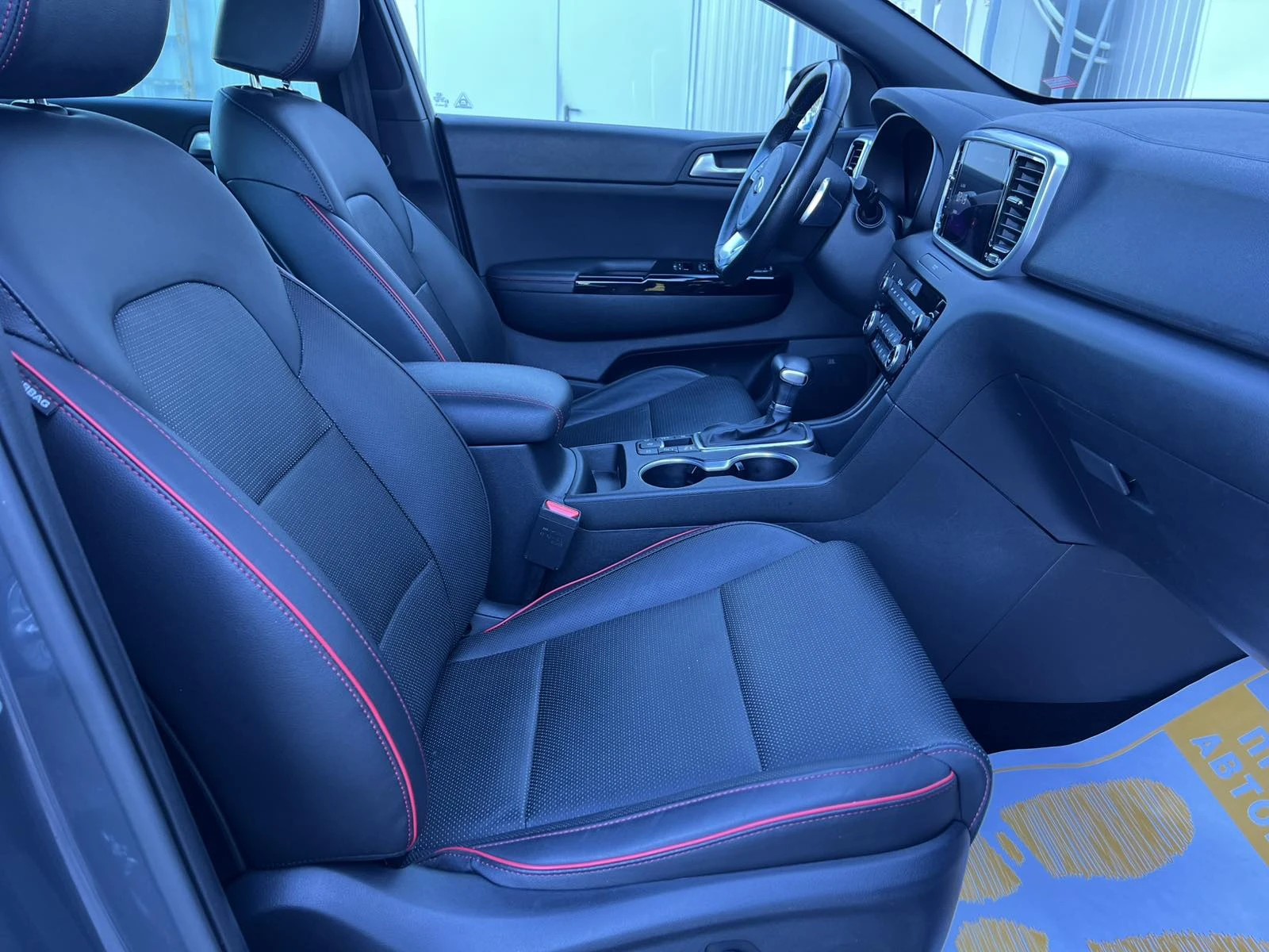 Kia Sportage GT Line 2.0 CRDi / 185 к.с. / AWD / DCT-8 - изображение 8
