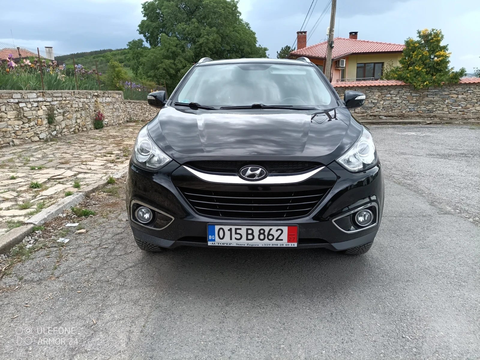 Hyundai IX35 2.0 газ навигация 4/4 - изображение 2