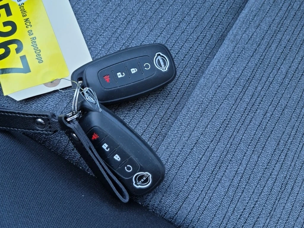 Nissan Rogue * SV MOONROOF * CARFAX * ���� �� �� | Mobile.bg � ����������� 13