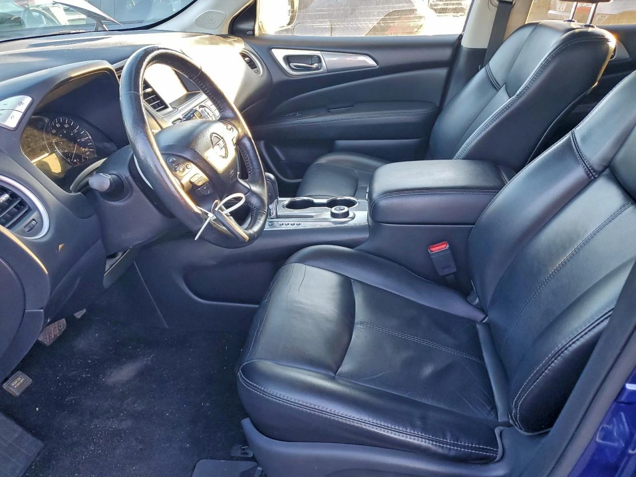 Nissan Pathfinder * SL*  - изображение 7