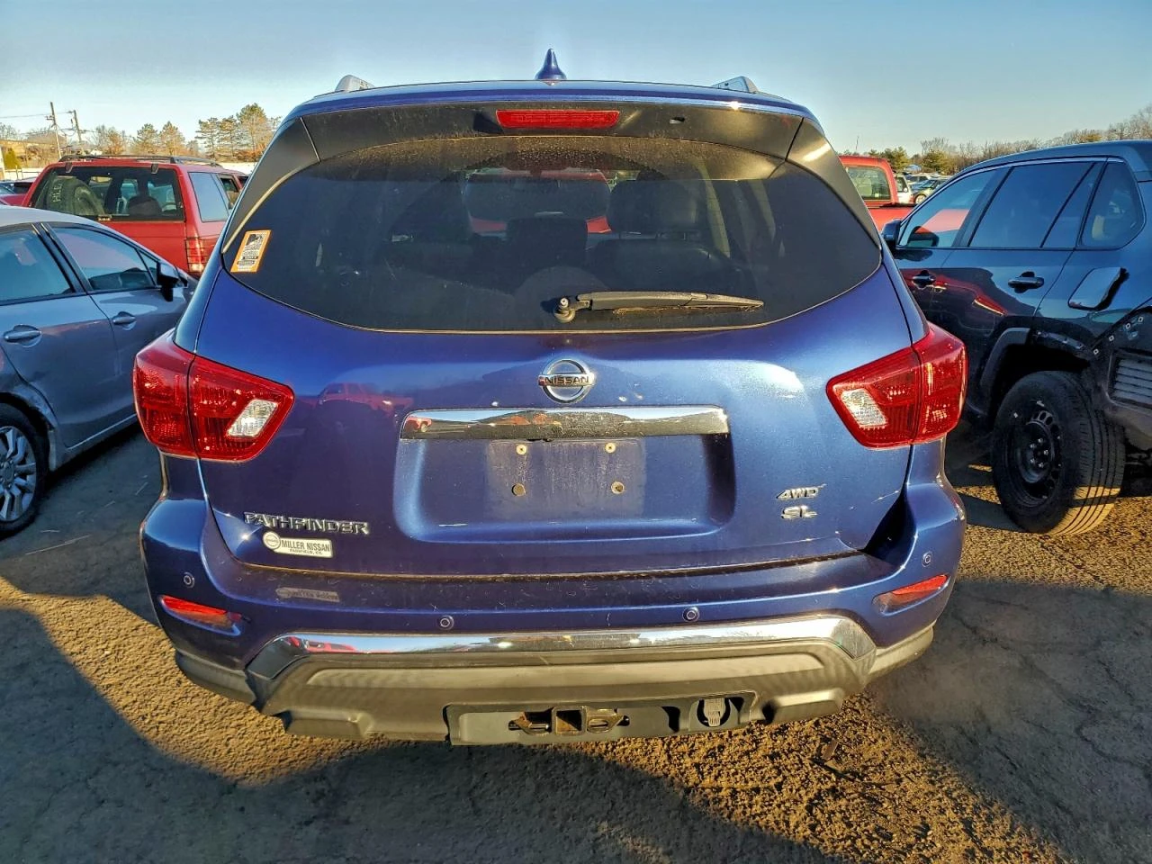 Nissan Pathfinder * SL*  - изображение 5