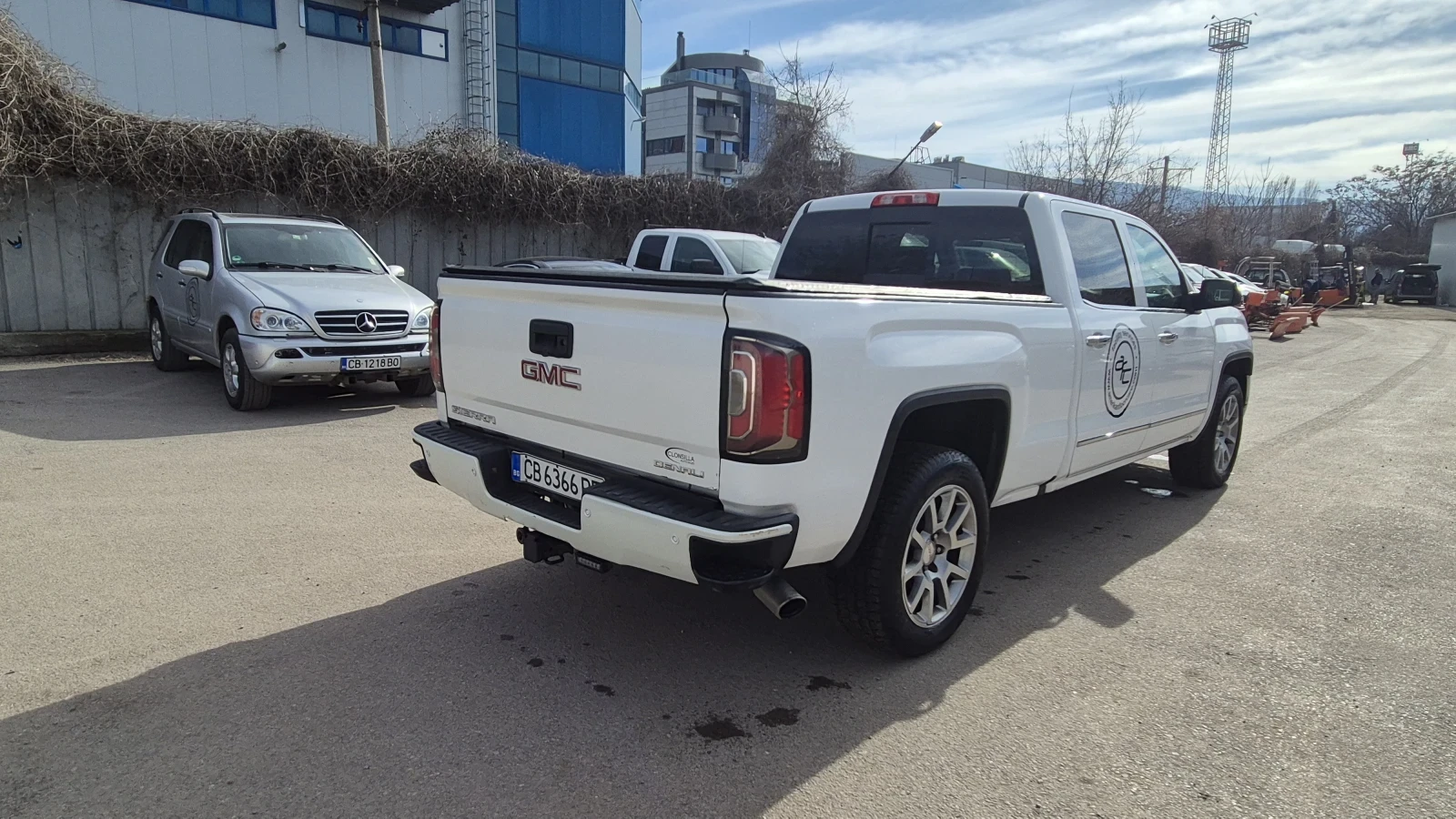 Gmc Sierra Denali, снимка 5 - Автомобили и джипове - 53811365