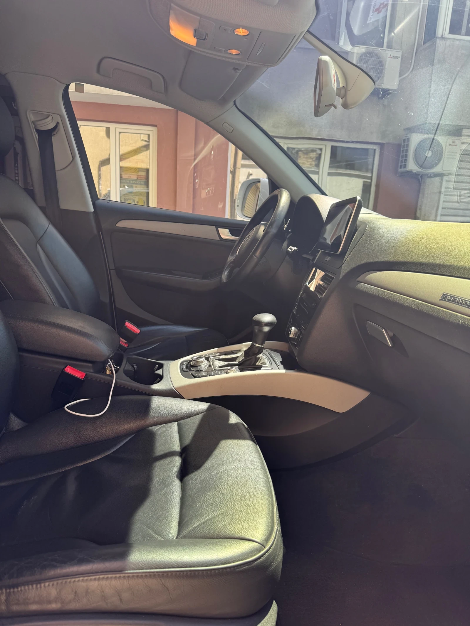 Audi Q5, снимка 8 - Автомобили и джипове - 54319175