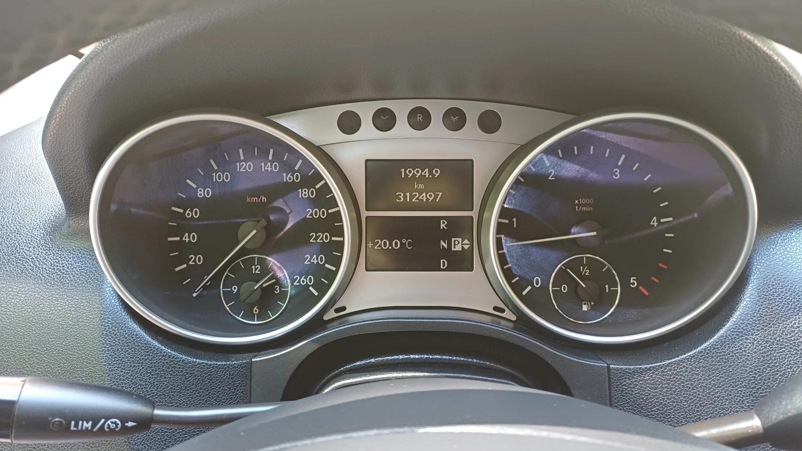 Mercedes-Benz ML 320, снимка 11 - Автомобили и джипове - 54795769