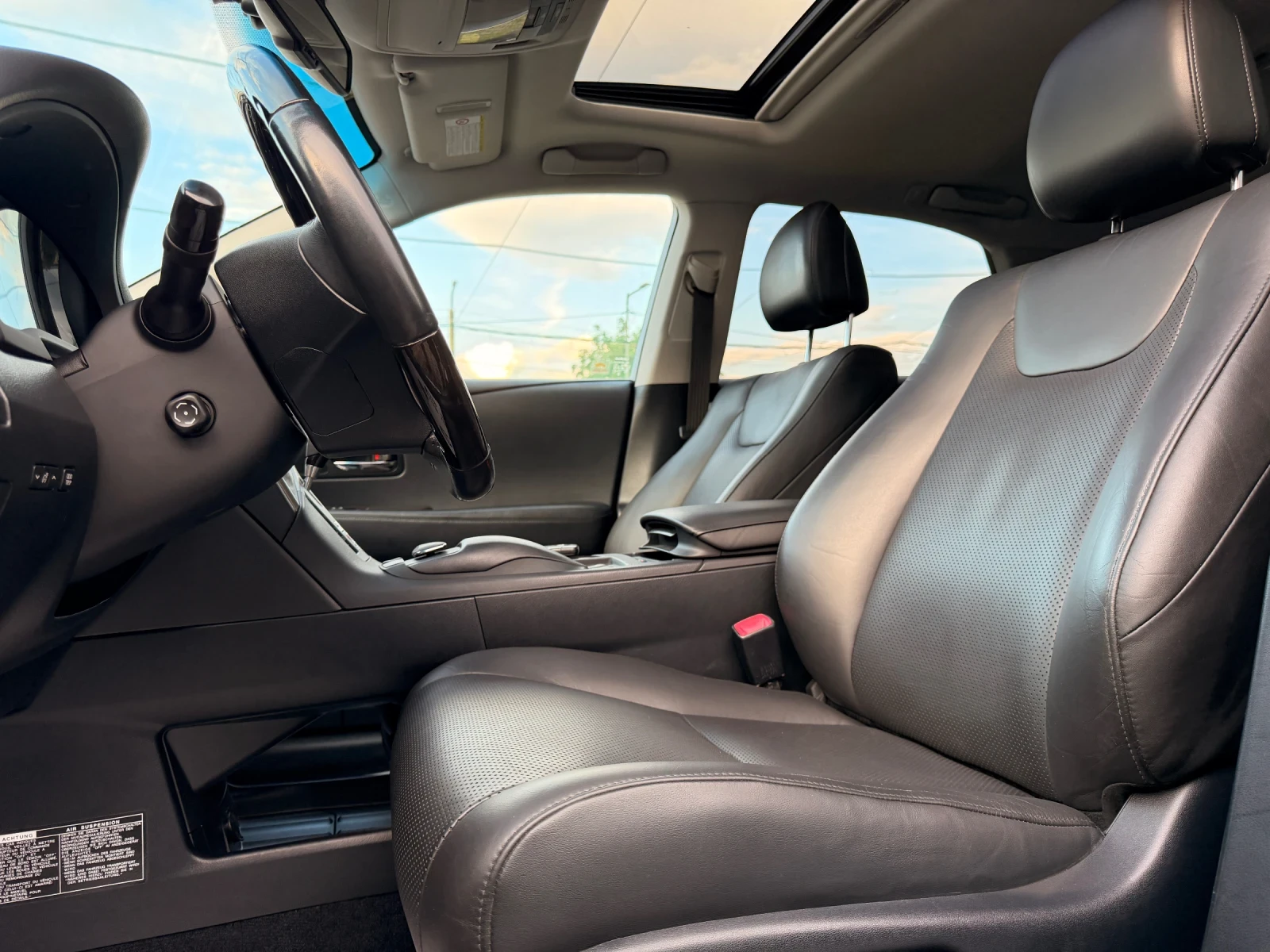 Lexus RX 450h Facelift-3.5HAYBRID-KEYLESS-КАМЕРА360-УНИКАТ-199КМ, снимка 11 - Автомобили и джипове - 54797855