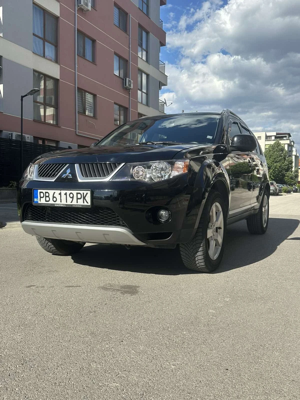 Mitsubishi Outlander, снимка 2 - Автомобили и джипове - 55164626