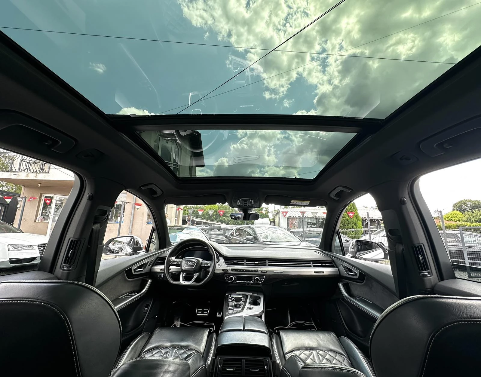 Audi SQ7 4.0TDI V8 435HP MATRIX PANO BOSE EU6C, снимка 10 - Автомобили и джипове - 55177300