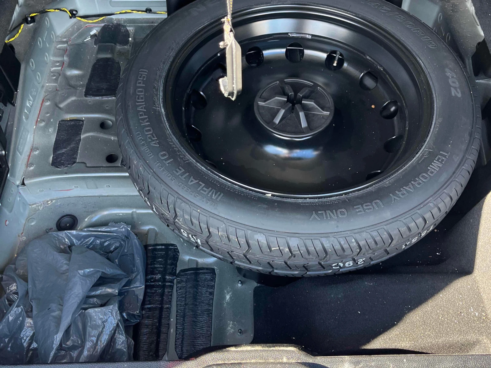 Mercedes-Benz GLC * 300 * ПОДГРЕВ* ШИБИДАШ* CARFAX * , снимка 11 - Автомобили и джипове - 56114037