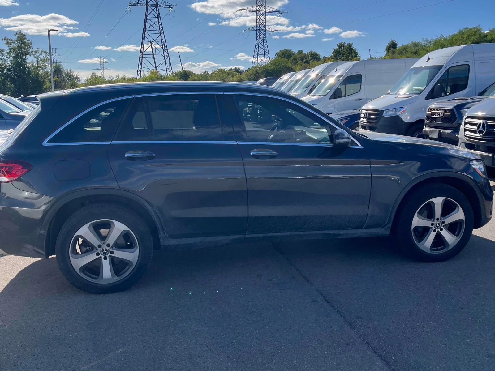 Mercedes-Benz GLC * 300 * ПОДГРЕВ* ШИБИДАШ* CARFAX * , снимка 3 - Автомобили и джипове - 56114037
